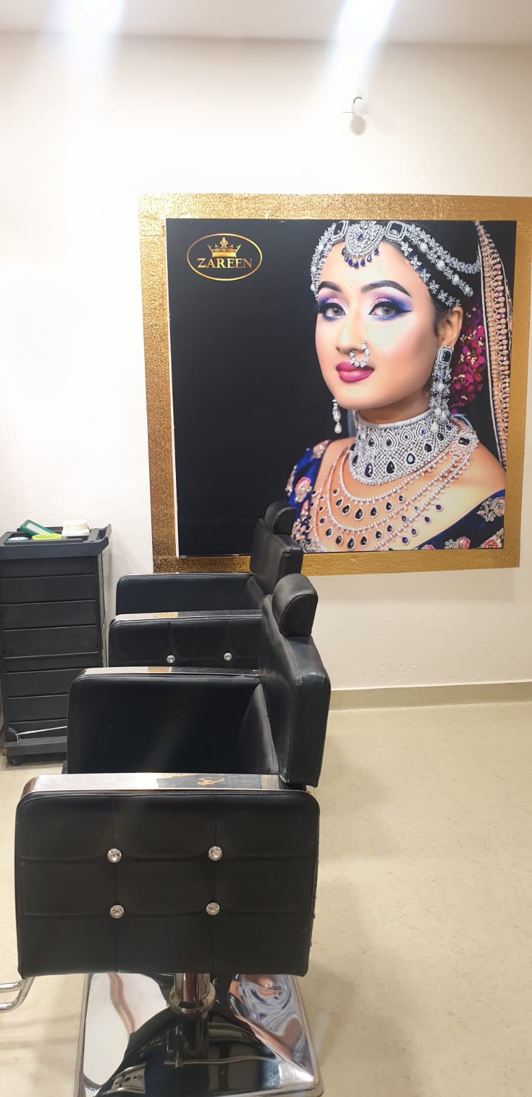 Zareen Beauty Parlour - Gallery 9