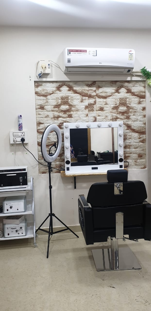 Zareen Beauty Parlour - Gallery 2